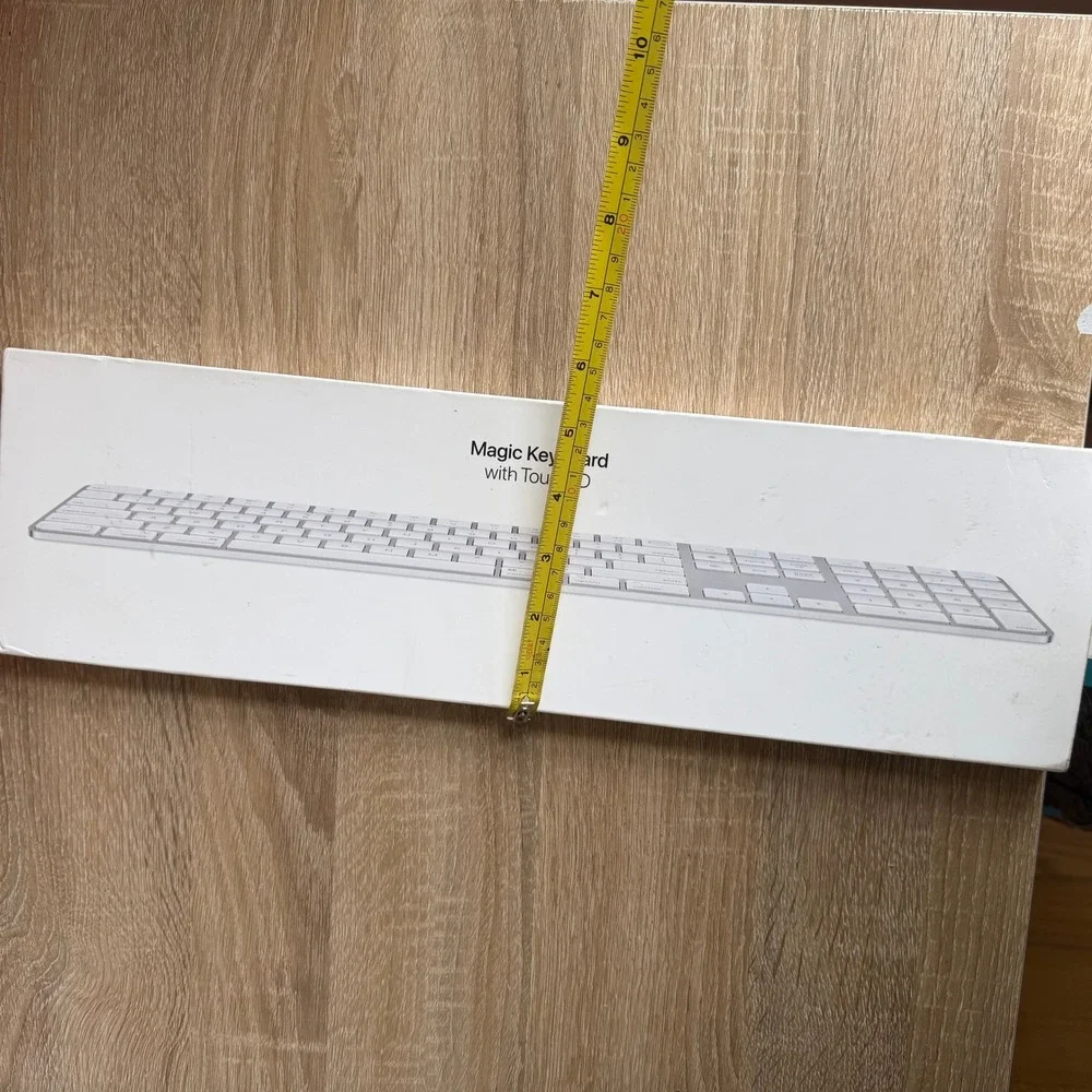 Apple Magic Keyboard Touch ID and Numeric Keypad Silver White A2520 EMPTY BOX